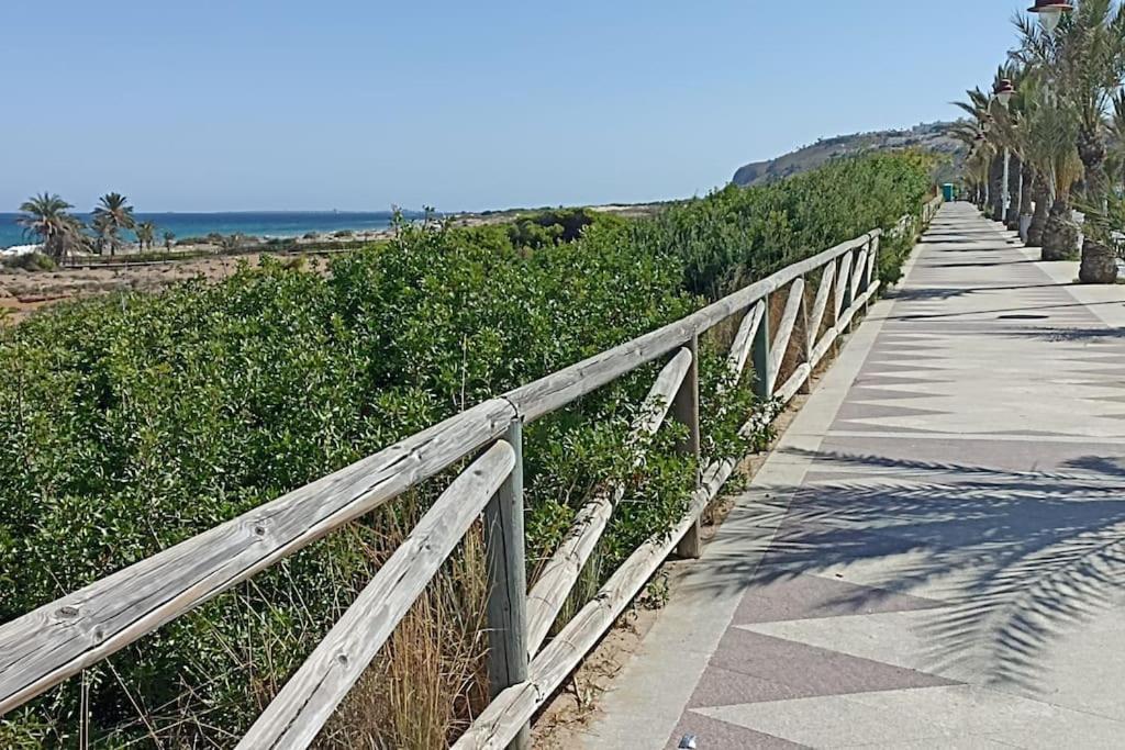 Bungalow En Primera Linea Del Mar Arenales del Sol Dış mekan fotoğraf