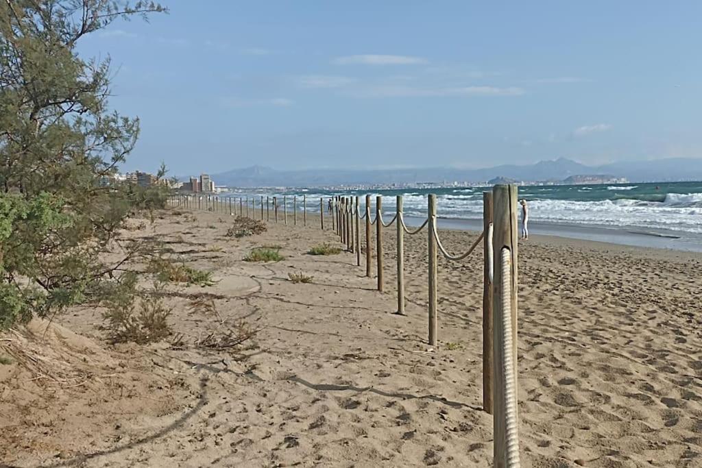 Bungalow En Primera Linea Del Mar Arenales del Sol Dış mekan fotoğraf