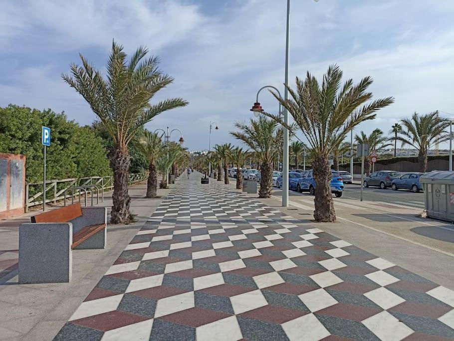 Bungalow En Primera Linea Del Mar Arenales del Sol Dış mekan fotoğraf