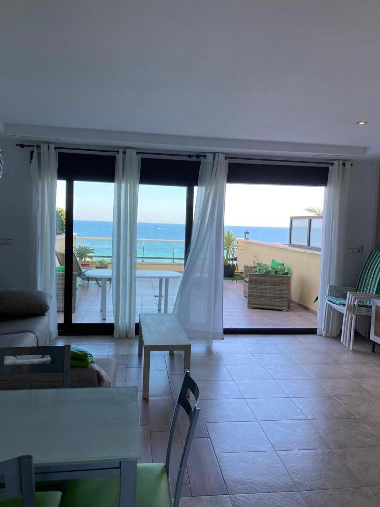 Bungalow En Primera Linea Del Mar Arenales del Sol Dış mekan fotoğraf